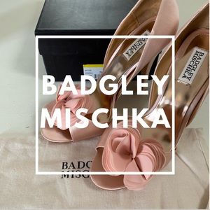 Badgley Mischka Randall Pump